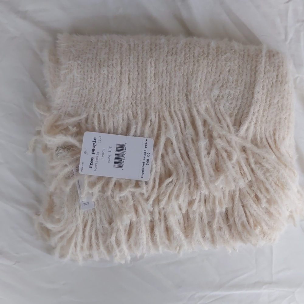 Free people Scarf